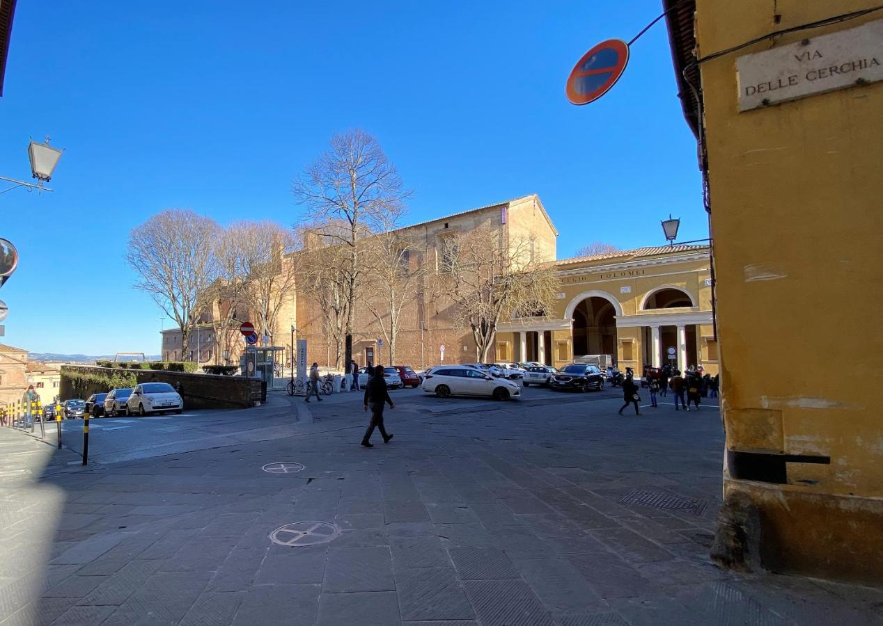 Violante House-Appartamento In Centro Storico Siena Eksteriør billede