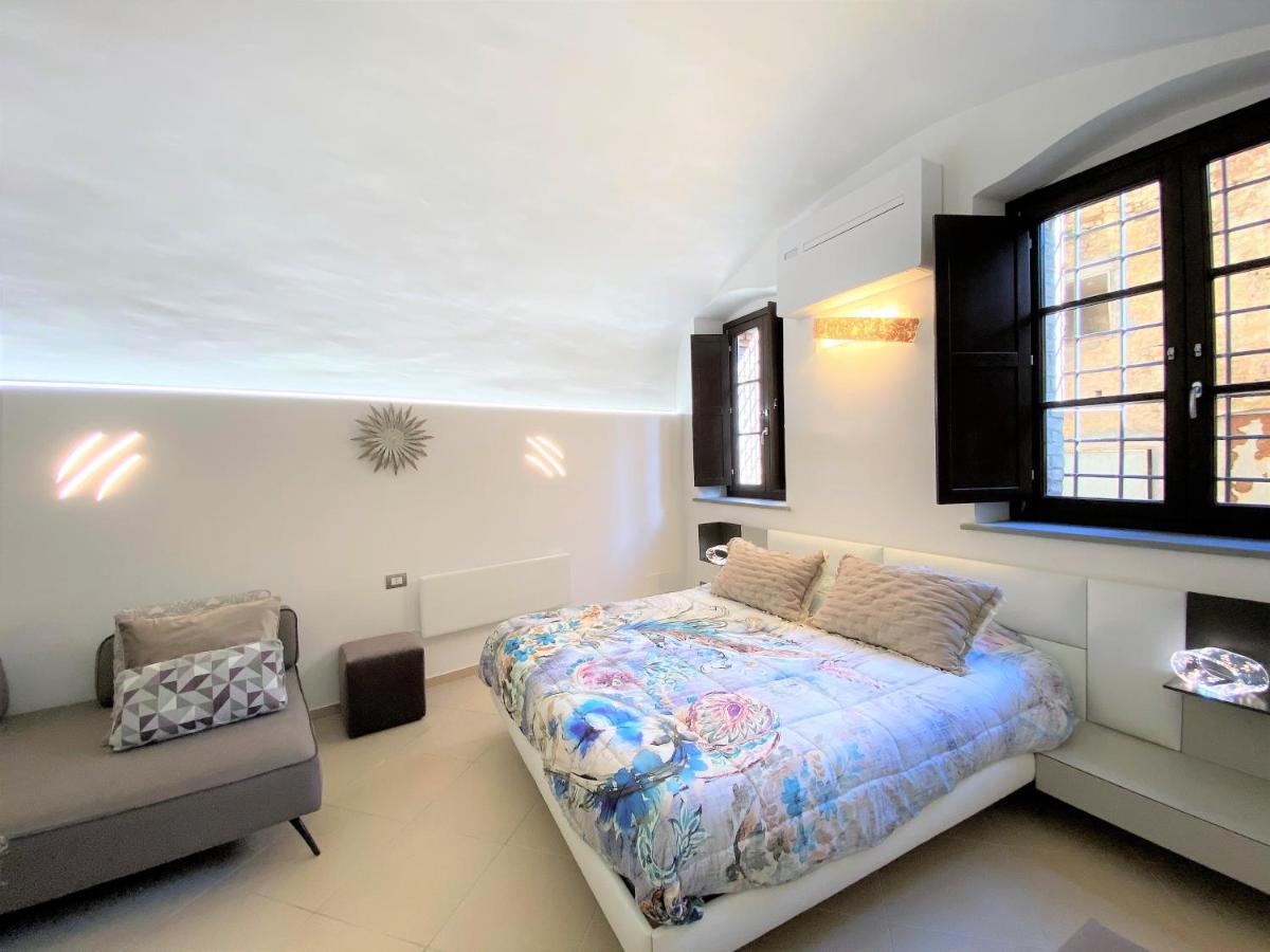 Violante House-Appartamento In Centro Storico Siena Eksteriør billede